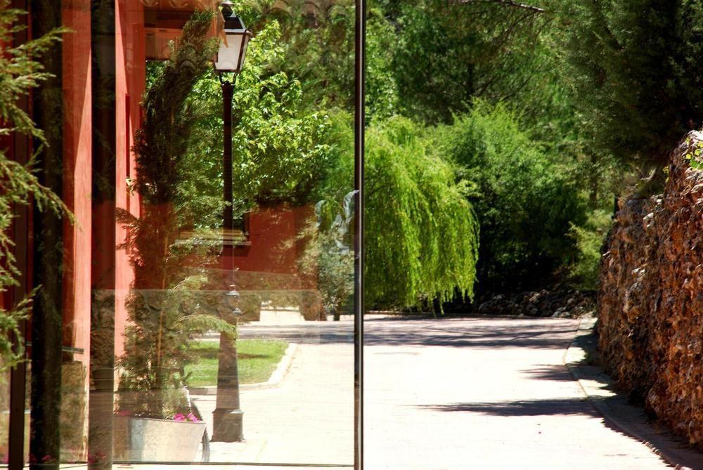 Отель La Casita De Cabrejas Fuentenava De Jabaga Экстерьер фото